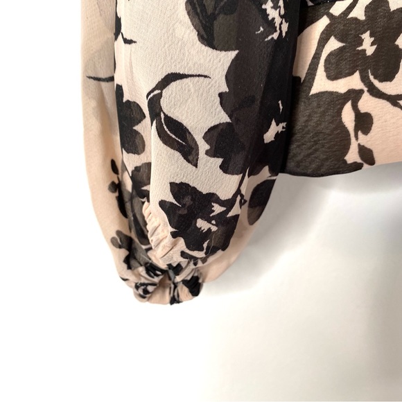 Nicole Miller Beaded Plunging Neck Floral Blouse - Picture 4 of 9